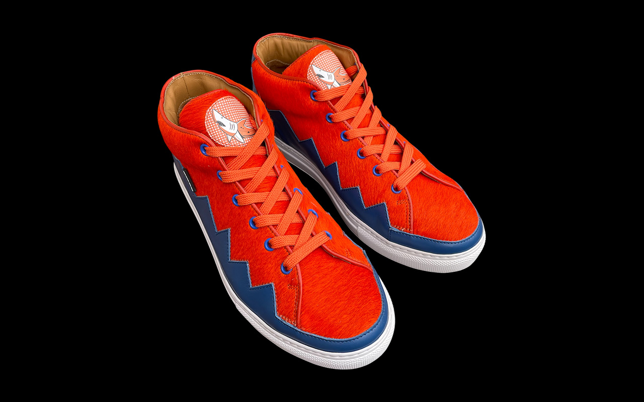 Herren-Sneaker aus Kuhfell in Orange blau, Paaransicht